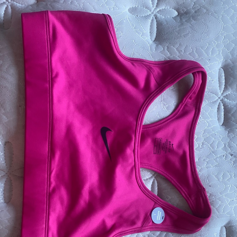 Brand new Nike womens sports bra size L